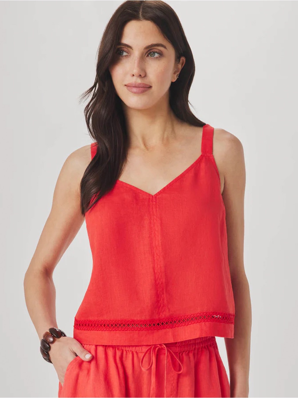 Stella Linen Trim Tank In Scarlet